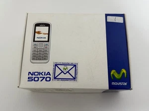 BRANDNEUES NOKIA 5070 HANDY - WEISS - 2G - ENTSPERRT - KAMERA - UKW RADIO - Bild 1 von 4