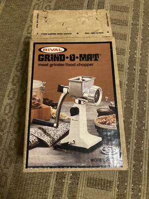 Moedor de Carne RIVAL GRIND O MAT Modelo 303 Com Caixa Vintage EUA Verde Abacate - Imagem 1 de 4