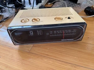 Vintage Panasonic RC-6010 White Flip AM FM Alarm Clock Radio Back To The Future - Picture 1 of 7