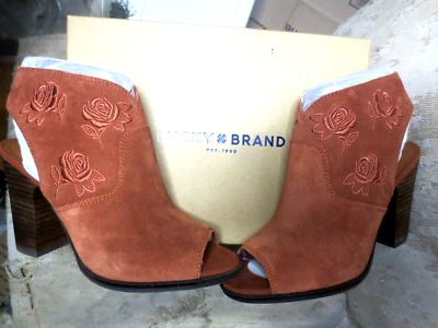 Botas al tobillo Lucky Brand para mujer LK-Listana rojo roble gamuza punta abierta talla 8,5 M Foto 1 de 4