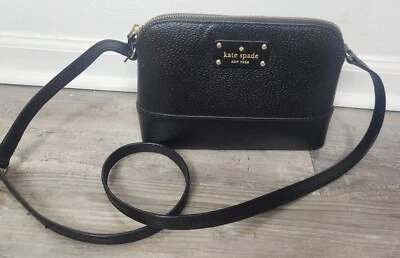 Bolso Bandolera Kate Spade Wellesley Hanna Cuero Saffino Negro Foto 1 de 4