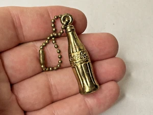 Vintage Gold-Tone CocaCola COKE Bottle Shaped Keychain - Picture 1 of 3