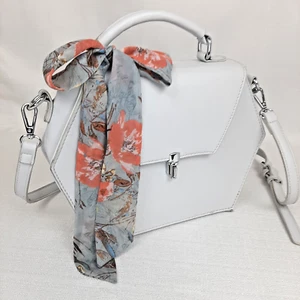 Madison West Purse Handbag Crossbody Gray Hexagon Faux Leather W/Scarf - Picture 1 of 12