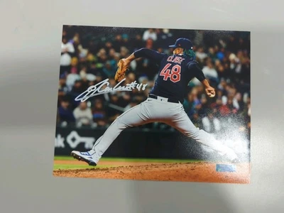 Foto autografiada firmada por Emmanuel Clase 8x10 Cleveland Guardians con certificado de autenticidad Foto 1 de 3