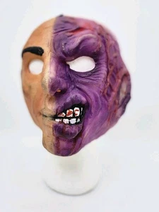 Vintage DC Comics Two Face Halloween Mask Batman Comic Book Villain - Picture 1 of 10