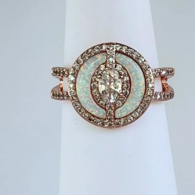 Anillo Bomb Party Octubre Talla 9 "El Fuego Sigue Hablando" Ópalo sobre Oro Rosa Foto 1 de 4