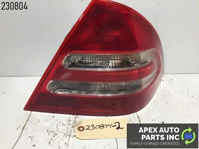 Lámpara de luz trasera derecha lado pasajero OEM 01-04 MERCEDES W203 C230 C320 C32 Foto 1 de 4