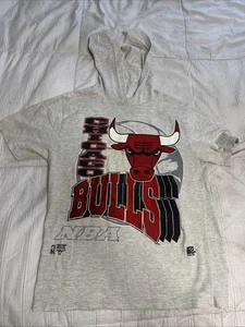 Vintage Chicago Bulls Hooded T-shirt - Picture 1 of 9