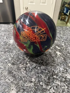 16lb Columbia 300 High Speed Bowling Ball w/ HK22 - Picture 1 of 3