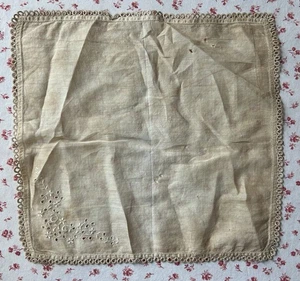 Pañuelo de boda vintage de los años 30 marfil antiguo bordado a mano - Imagen 1 de 3