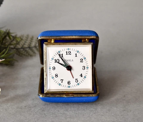 Vintage Travel Clock - Paola Home Decor Vintage Decor Clock in Vinyl Case Cover