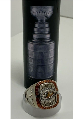 Anaheim Ducks - 2007 NHL Stanley Cup Championship Ring - Replica - Molson Cover