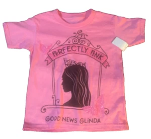 Universal Studios Wicked Good News Glinda Perfectly Pink Witch Shirt Youth XS - Picture 1 of 1