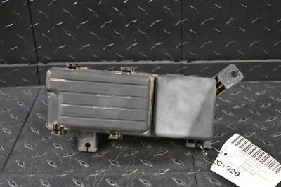 2005 - 2010 Honda Odyssey Engine Fuse Box 3.5L V6 AT - Imagem 1 de 4