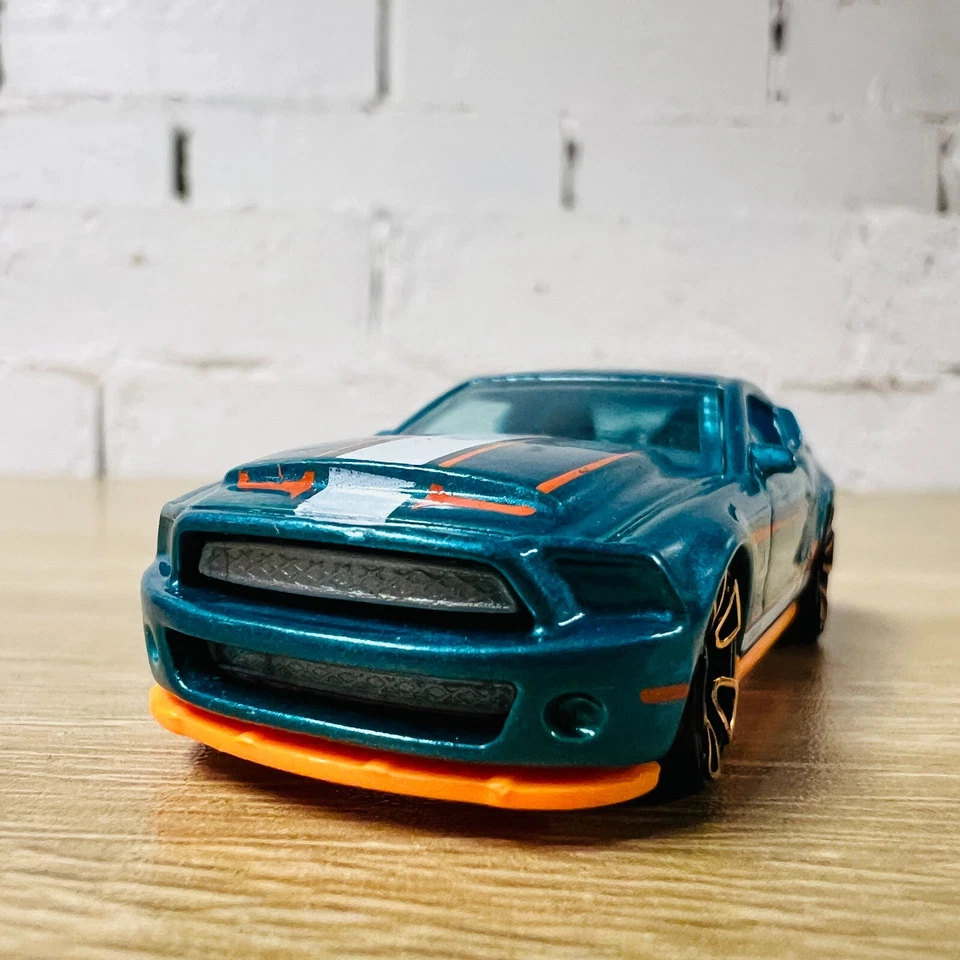 10 Ford Shelby Mustang GT500 Super Snake 2012 más rápido que nunca 5/10 naranja verde azulado Foto 1 de 4