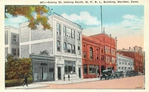Colony St. M.P.B.L. Postal Building Cars Street Scene Meriden, CT De colección Años 20 - Imagen 1 de 2