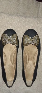 Aerosoles Women's Size 7M Slip On Flats Black Ballet Shoe Silver & Gold Bow - Picture 1 of 5