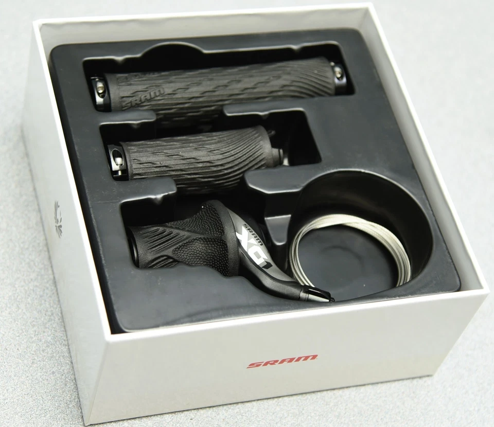 -NEW- SRAM X01 Eagle 12-Speed GripShift Shifter with Discrete Clamp, Black - Image 1 of 1