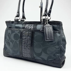 Coach Signature Canvas Tote Black, Standalone Shoulder Bag Used From Japan - Bild 1 von 8
