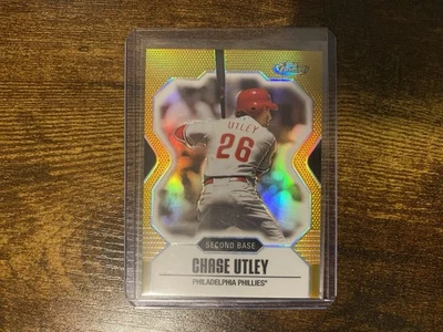2007 Topps Finest Chase Utley Gold Refractor /50 #106 Phillies  - Image 1 of 2