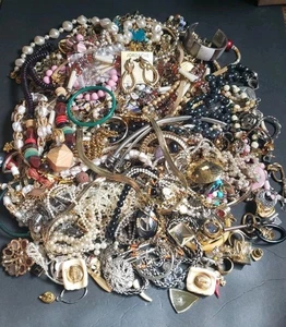 Lote de prendedores de joyería de disfraces de 9 libras, etc. algunos ponibles, algunos artesanos - Imagen 1 de 9