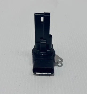 Genuine Land Rover Discovery 4/ Range Rover/ Sport Mass Air Flow Sensor LR012073 - Image 1 of 4