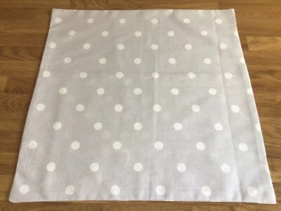 Funda de Cojín Cuadrada Hecha con Cath Kidston Manchas Grandes en Algodón Gris Claro Nueva Foto 1 de 4
