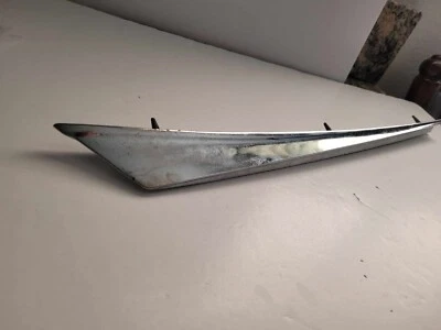 Buick Electra 1961, LeSabre, Invicta Hood adorno buen original 1199871 Foto 1 de 4