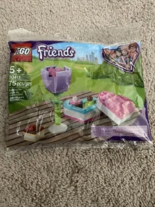 Lego FRIENDS Chocolate Box & Flower 75 Pieces - Picture 1 of 2