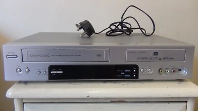 Daewoo DF-4501PV VHS DVD VCR Recorder Faulty - Image 1 of 4