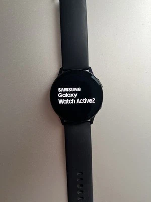 Samsung Galaxy Watch Active2 - 40mm Cassa di Alluminio Nera, Cinturino di Gomma - Immagine 1 di 4