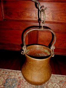 RARE Antique Primitive Hammered Copper Hanging Pot Kettle Cauldron with Bracket - Picture 1 of 8