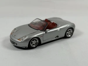 Maisto Maßstab 1:18 Die Cast Modell Porsche Boxster - Silber - Bild 1 von 11