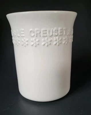 LE CREUSET "Fleur" Small Quart Size Utensil Crock Cotton White With Flowers - Image 1 of 4