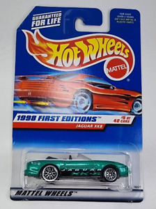 1998 Hot Wheels First Editions * Jaguar XK8 * 5/40 Collector #639 1:64