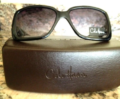 NUEVO CON ETIQUETAS $95 Cole Haan Para mujeres 6017 Moda Gafas de sol Negras Ovaladas con Estuche Rígido Foto 1 de 4