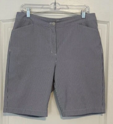 Links Edition Shorts Women’s Size 10 Blue Seersucker Golf Shorts - Image 1 of 4