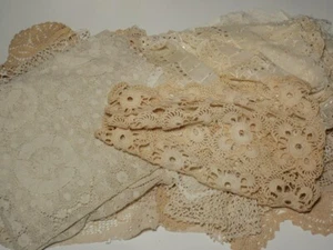 Konvolut Vintage Häkel- & Spitzendeckchen Deckchen *wie abgebildet* - Bild 1 von 24