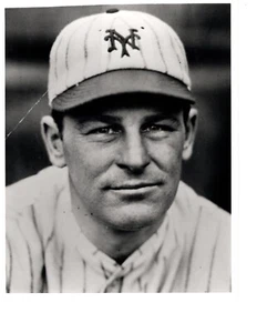 ROSS YOUNGS NEW YORK GIANTS 8X10 PHOTO BASEBALL USA - Picture 1 of 1