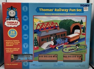 Tomy Thomas and Friends Thomas Railway Fun Set 4762 Brandneu Versiegelt💯✅ - Bild 1 von 9