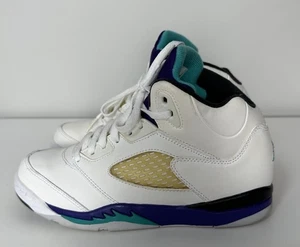 Nike Boys Air Jordan 5 440889-108 White Basketball Shoes Sneakers Youth Size 3Y - Picture 1 of 9