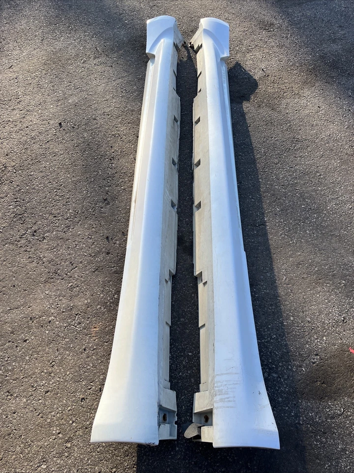 2008-2013 INFINITI G37 Coupe LH RH SIDE ROCKER PANEL SIDE SKIRT MOLDING OEM - Image 1 of 4
