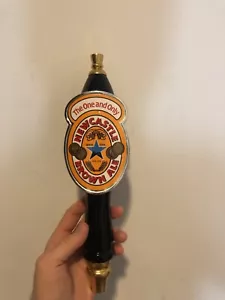 PUB STYLE WITH BADGE NEWCASTLE BROWN ALE BEER TAP HANDLE - Picture 1 of 5