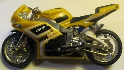 1/18 scale Yellow and Black 2005 Hot Wheels Plastic Moto Race Bike K0384 2537AZ - Image 1 of 4