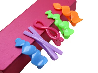 40 Assorted Heart Bows Shape Mixed Color Plastic Alligator Hair Clips Women Girl - Image 1 of 4