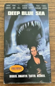 Deep Blue Sea VHS 1999 Samuel L Jackson LL Cool J - Picture 1 of 1