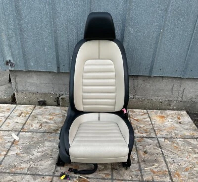 P40931 2009-2017 Volkswagen CC Front Seat COMPLETE Passenger Side OEM - Image 1 of 4