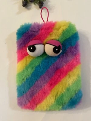Estuche para lápices de moda colorido de felpa accesorios niños escuela Foto 1 de 4