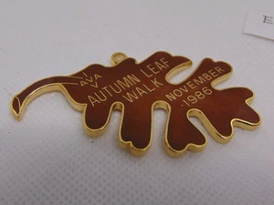 Vintage Valley Oak Lions Club Volksport 1986 White Oak Autumn Leaf Walk AVA - Foto 1 di 4
