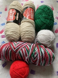 Konvolut Vintage bis jetzt Weihnachten Acryl Garn - rotes Herz, metallic, rot, grün - Bild 1 von 7